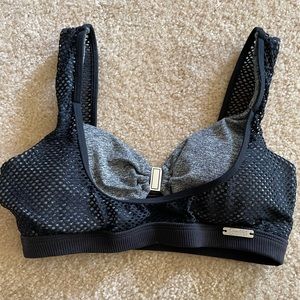 Bombshell Sportswear bra size small